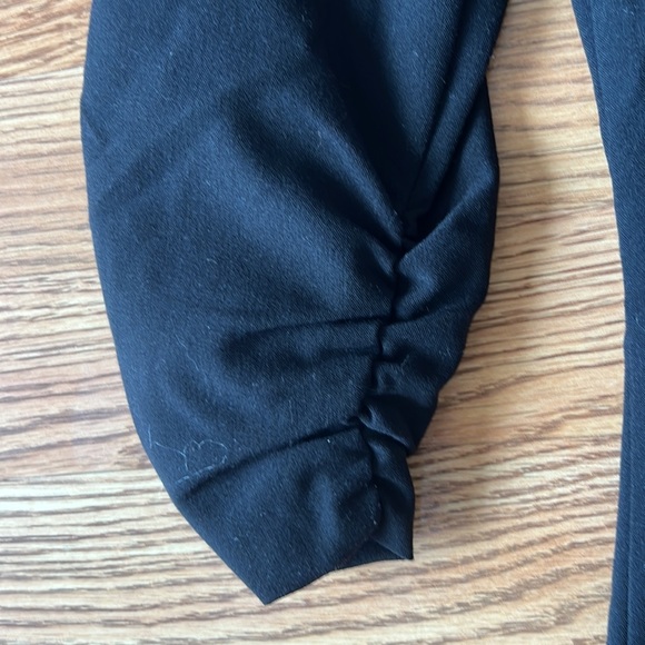 Black Quarter Sleeve Blazer size Medium - Picture 4 of 4